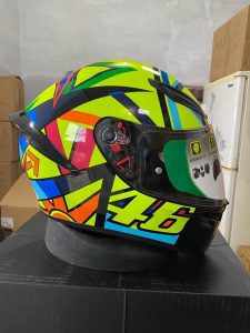 Why-is-Rossi-Valentino-46-agv-sport