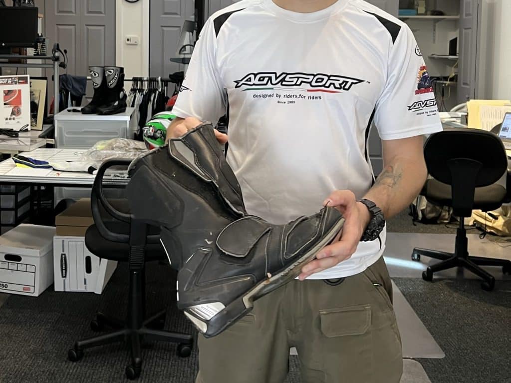 Despite nearly 20 years of use, this boot demonstrates its durability, having effectively protected the rider last year during a high-speed crash exceeding 80 mph